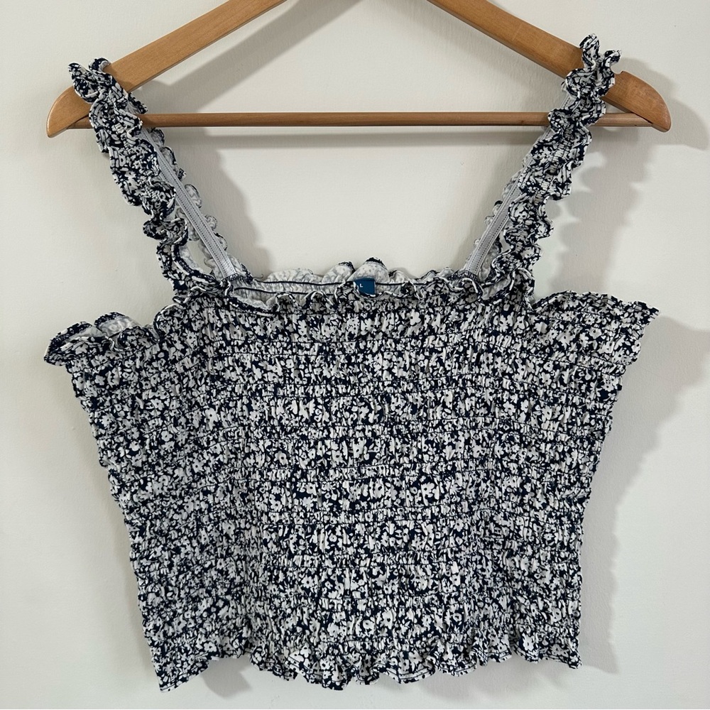 Old Navy Cropped Tank Fitted Blue White Floral Ruffle Edge Cotton Women’s Size L